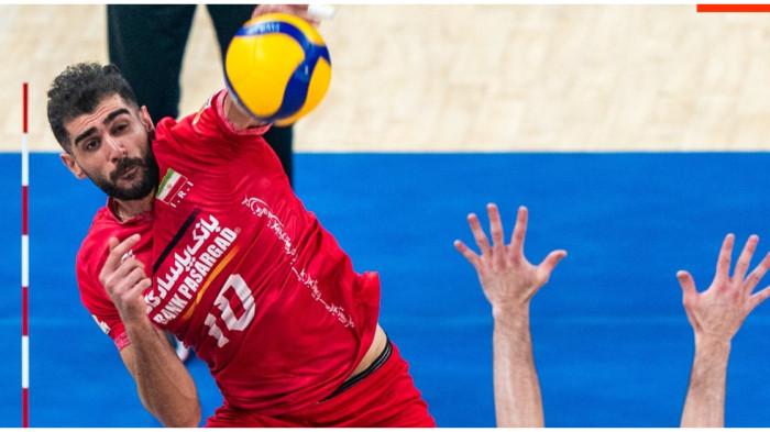 SPIKE ESMAEILNEJAD - Pevoli Iran, Amin Esmaeilnejad, saat beraksi membela negaranya di Volleyball Nations League atau VNL 2025.