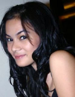 Astrid Tiar: Semoga Ariel Tak AIDS - TribunNews.com