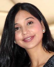 Ayu Azhari: Bagi-bagi THR Bukan Hanya Saat Lebaran - TribunNews.com