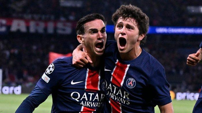 BERSELEBRASI - Fabian Ruiz (kiri) dan Joao Neves (kanan) berselebrasi merayakan gol pada pertandingan leg 2 semifinal Liga Champions antara Paris Saint-Germain (PSG) vs Arsenal di Parc des Princes Stadium, Paris, Kamis (8/5/2025).