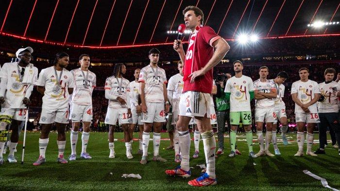 Bayern Munchen Thomas Muller 11/5 (1)