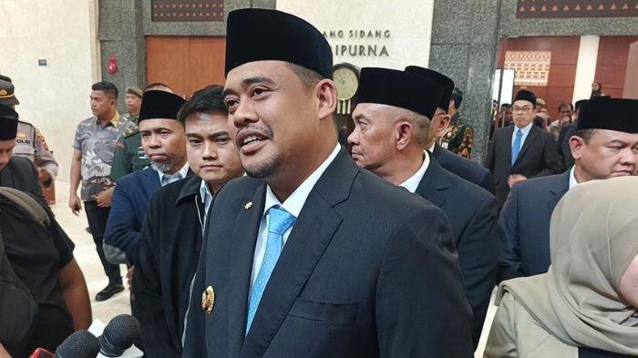 BOBBY NASUTION - Gubernur Sumatera Utara, Bobby Nasution, saat melantik Topan Ginting sebagai Kepala Dinas PUPR Sumut pada Februari 2025. Kini, Topan jadi tersangka KPK. (Dok. Pemprov Sumut)