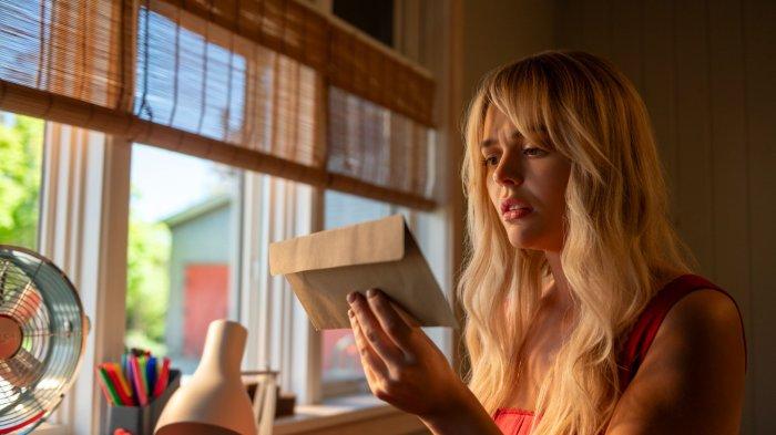 Cuplikan adegan serial We Were Liars diunduh dari rilis Prime Video gr3g3