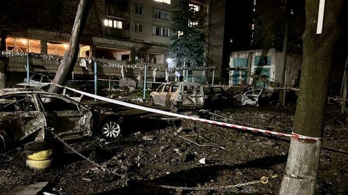 Dampak serangan pesawat nirawak Rusia di Kota Dnipro, Ukraina