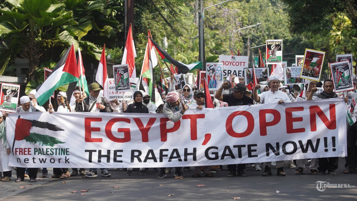 2.123 Aparat Gabungan Amankan Aksi Damai Bela Palestina di Monas