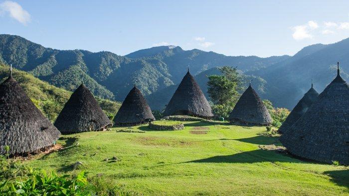 Desa Wisata Wae Rebo destinasi wisata alam indonesia