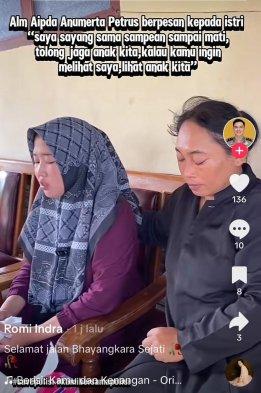 PESAN AIPDA PETRUS - Dokpol Polda Lampung, Romi Indra ungkap pesan terakhir Aipda Anumerta Petrus pada istrinya sebelum gugur saat bertugas dalam penggerebekan judi sabung ayam di Way Kanan, Senin (17/3/2025)