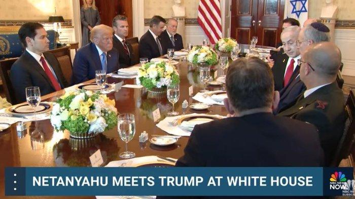 TRUMP DAN NETANYAHU - Tangkapan layar YouTube NBC News yang diambil pada Selasa (8/7/2025) yang menampilkan Perdana Menteri Israel Benjamin Netanyahu mengunjungi Gedung Putih dan bergabung dengan Presiden Trump untuk makan malam.
