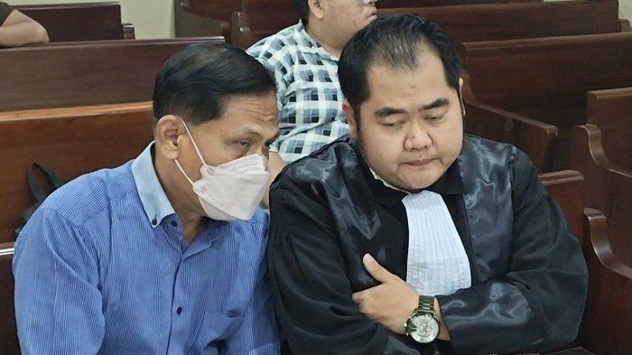 RUDI SUPARMONO - Eks Kepala PN Surabaya Rudi Suparmono di Pengadilan Tipikor Jakarta Pusat, Senin (26/5/2025). Di persidangan saksi Zarof menyebut Rudi Suparmono minta kontak Lisa Rachmat.