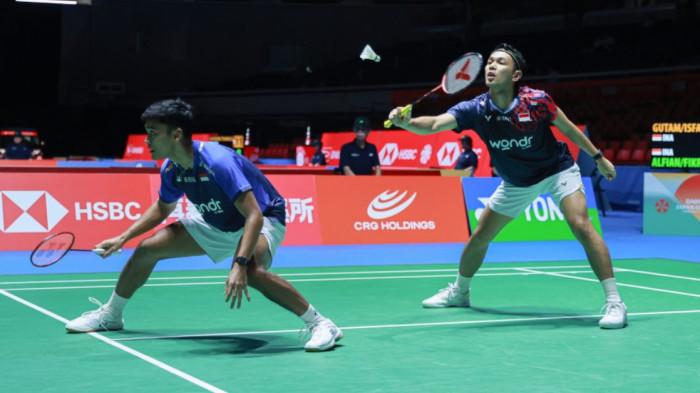 FAJAR/FIKRI - Pasangan dadakan baru ganda putra Indonesia, Fajar Alfian/Shohibul Fikri saat mentas di Japan Open 2025 babak 32 besar melawan Sabar Karyaman/Reza Pahlevi di Tokyo Metropolitan Gymnasium, pada 15 Juli 2025. (Foto Arsip Juli 2025). Dok/PBSI