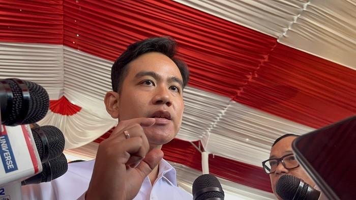 Wakil Presiden Gibran Rakabuming Raka usai meninjau penyaluran BSU di Boyolali, Jawa Tengah, Jumat, (18/7/2025)