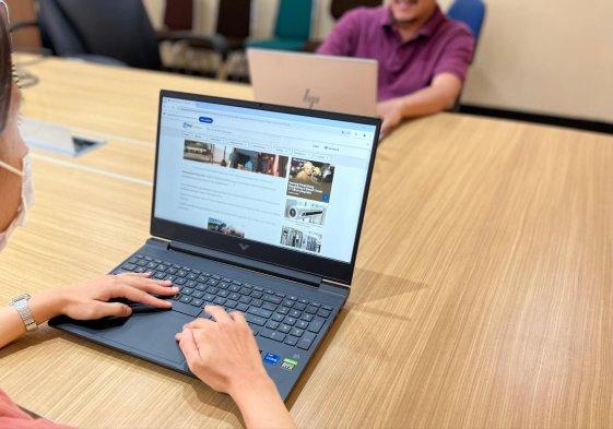 HP VICTUS - HP Victus 15 fa0008TX hadir sebagai solusi bagi gamer yang menginginkan performa tinggi dengan harga lebih terjangkau.