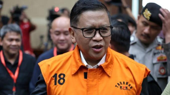 SIDANG TUNTUTAN - Sekretaris Jenderal PDI Perjuangan, Hasto Kristiyanto saat tiba di Pengadilan Tipikor, Jakarta, Kamis (3/7/2025). Hasto akan mendengarkan surat tuntutan dari Jaksa Penuntut Umum KPK pada sidang hari ini.