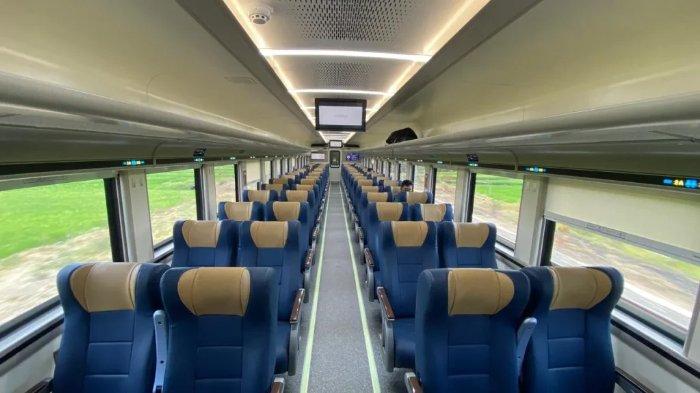 KERETA EKONOMI BARU - Interior dari Kereta Ekonomi Stainless Steel New Generation buatan PT INKA (Persero)