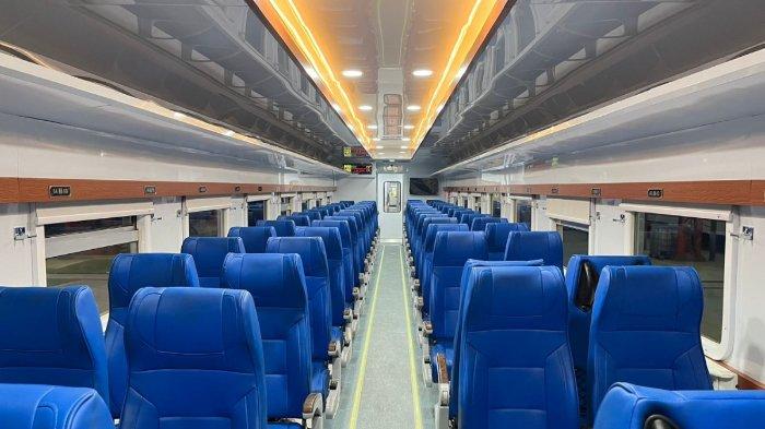 KERETA EKONOMI BARU - Interior kereta kelas Ekonomi New Generation Versi Modifikasi Buatan Balai Yasa Manggarai.