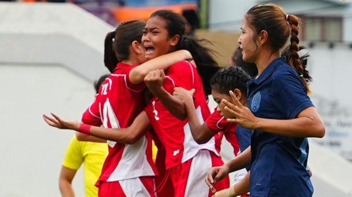 AFF WANITA U19 - Jazlyn Kayla ketika merayakan gol Timnas Putri Indonesia ke gawang Kamboja pada laga grup B turnamen Piala AFF Wanita U19 2025 di Stadion Dat Duc Vietnam, Rabu (11/6/2025). (Twitter Timnas Indonesia - 11/6/2025)