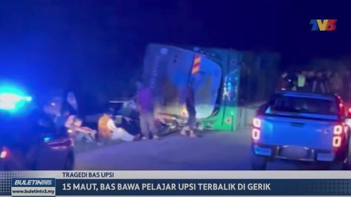 KECELAKAAN BUS MALAYSIA - Tangkap layar tayangan Buletin TV3 Malaysia pada (9/6/2025). Sebanyak 15 mahasiswa Universitas Pendidikan Sultan Idris (UPSI) tewas dalam kecelakaan maut yang terjadi di Jalan Raya Timur-Barat (JRTB) dekat area istirahat dan pelayanan Banjaran Titiwangsa (RNR) , pada pukul 01.04 Senin dini hari ini (9/6/2025).