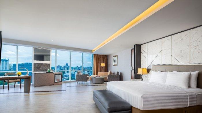 Kamar Junior Suite di Aston Makassar Hotel & Convention Center