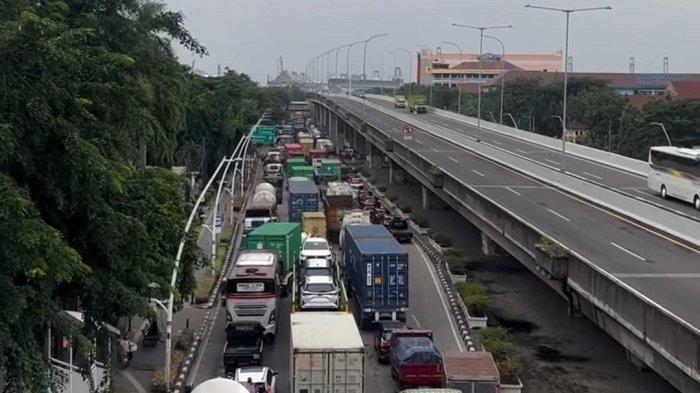 Kemacetan Pelabuhan Tanjung Priok Mulai Terurai, Polda Metro Jaya Lakukan  Evaluasi - TribunNews.com