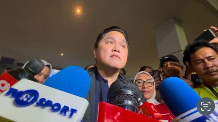 TIMNAS PUTRI - Ketua Umum PSSI, Erick Thohir, saat ditemui di Stadion Indomilk Arena, Kelapa Dua, Tangerang, Banten, Rabu (2/7/2025). Erick menyebut Liga Putri belum akan bergulir dalam waktu dekat.