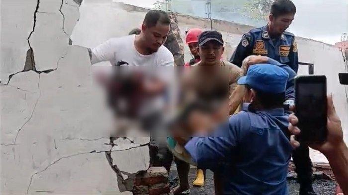DUA BALITA TEWAS - Insiden tragis dua balita kakak beradik ANP (3) dan AZP (1) ditemukan tewas terbakar dalam lemari sambil berpelukan. Kebakaran nahas ini terjadi di Jalan Suprapto, Kelurahan Punggolaka, Kecamatan Puuwatu, Kota Kendari, Provinsi Sulawesi Tenggara (Sultra), Selasa (6/5/2025) sekitar pukul 14.00 Wita.