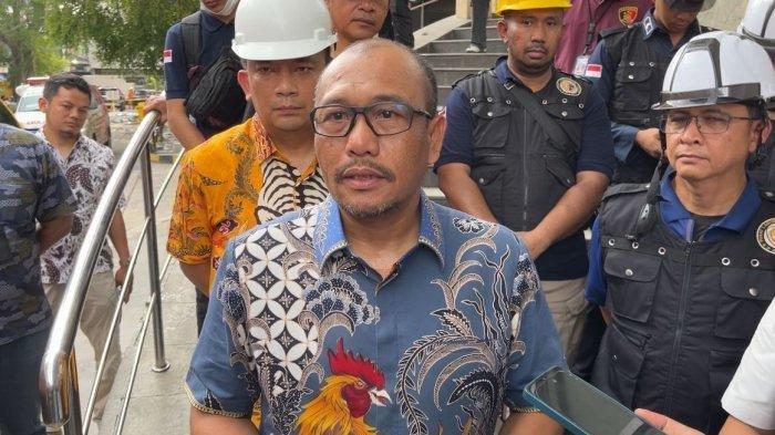 PERWIRA MENENGAH POLRI - Dirreskrimum Polda Metro Jaya Kombes Pol Wira Satya Triputra saat ditemui di Glodok Plaza, Tamansari, Jakarta Barat, Jumat (24/1/2025). Berikut profil dan sosok alumni Akpol 1996 tersebut.