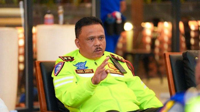 ARUS BALIK MUDIK - Kakorlantas Polri Irjen Pol Agus Suryanugroho memprediksi puncak arus balik Lebaran akan terjadi pada 5, 6, dan 7 April 2025. Skema rekayasa lalu lintas one way nasional akan dimulai dari titik awal KM 414 Kalikangkung. (HO/Korlantas Polri)