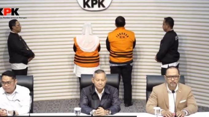 ITA TERSANGKA KORUPSI - Mantan Wali Kota Semarang Hevearita Gunaryanti Rahayu dan suaminya, Alwin Basri resmi ditetapkan menjadi tersangka korupsi di lingkungan Pemerintahan Kota (Pemkot) Semarang oleh Komisi Pemberantasan Korupsi (KPK), Rabu (19/2/2025).