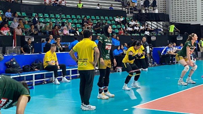 MEGAWATI PROLIGA 2025 - Pevoli besutan Gresik Petrokimia Pupuk Indonesia, Megawati Hangestri, hadir jelang mengawal timnya berhadapan dengan Jakarta Pertamina Enduro di Final Four Proliga 2025 seri ketiga di GOR Sritex Arena, Solo, Jumat (2/5/2025).