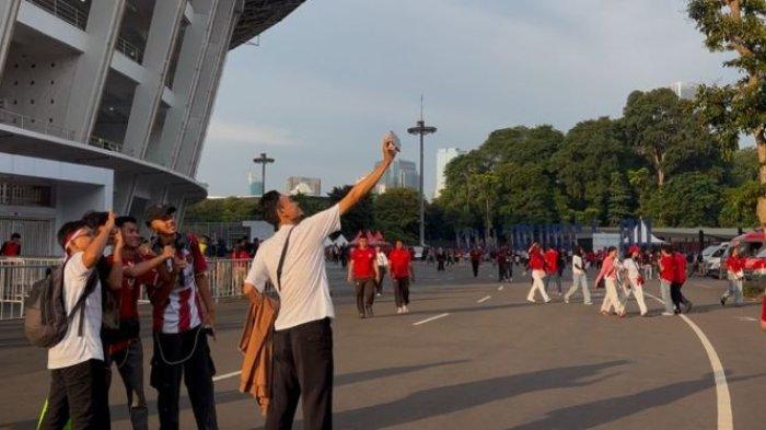 NGABUBURIT DI SUBK - Berbagai aktivitas suporter 5