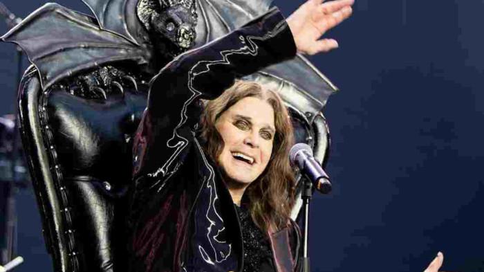 OZZY OSBBOURNE MENINGGAL - Gambar diambil dari Instagram Ozzy Osbourne, Rabu (23/7/2025), vokalis utama band pionir Black Sabbath,Ozzy Osbourne wafat pagi ini, dikelilingi keluarga dan cinta. Keluarga mohon privasi di saat duka. 