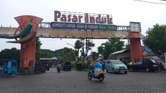 Pedagang cabai di Pasar Induk Pare di Desa Tulungrejo, Kecamatan Pare, Kediri.
