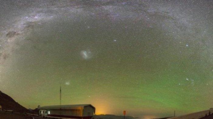 Pemandangan fenomena alam airglow