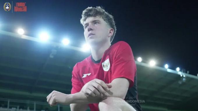 LATIHAN OLE ROMENY - Penyerang Timnas Indonesia, Ole Romeny menjalani sesi latihan perdana jelang melawan Australia pada lanjutan Kualifikasi Piala Dunia 2026 zona Asia putaran ketiga. Ole Romeny tak sabar debut bersama Garuda. (Laman Kitagaruda.id, 19/3/2025).