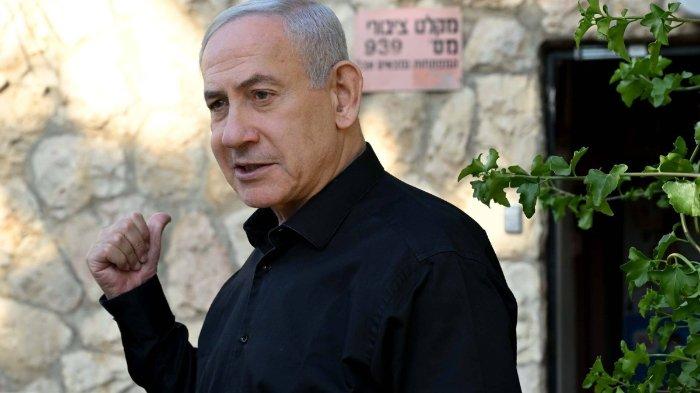 NETANYAHU BERPIDATO - Foto ini diambil dari Faceboook PM Israel pada Minggu (15/6/2025), memperlihatkan Perdana Menteri Israel Benjamin Netanyahu pada hari Sabtu (14/6/2025) mengancam Iran dengan lebih banyak serangan setelah Israel meluncurkan rudal ke Iran pada hari Jumat (13/6/2025).