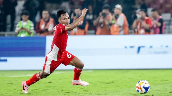 GELANDANG PERSIB - Pemain Gelandang Persib, Robi Darwis ketika memperkuat Timnas Indonesia U23 menghadapi Brunei Darussalam pada pertandingan Grup A Piala AFF U23 2025 di Stadion Utama Gelora Bung Karno, Jakarta, Selasa (15/7/2025). (Website Persib - 16/7/2025)