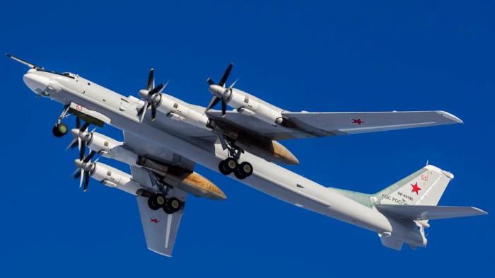 Pesawat jet pengebom jarak jauh strategis Rusia, Tu-95