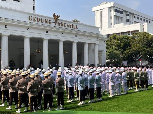 HARI LAHIR PANCASILA - Presiden Prabowo Subianto dan Wakil Presiden Gibran Rakabuming Raka menghadiri upacara peringatan hari lahir Pancasila, di Halaman Gedung Pancasila, Jakarta, pada Senin (2/6/2025).