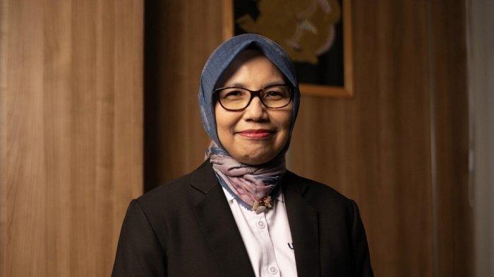 GURU BESAR: Prof. Siti Murtiningsih resmi dikukuhkan sebagai Guru Besar Filsafat Pendidikan Fakultas Filsafat UGM, Kamis (20/2/2025) di Balai Senat. Siti menjadi guru besar pertama di Departemen Filsafat Barat, Fakultas Filsafat UGM.