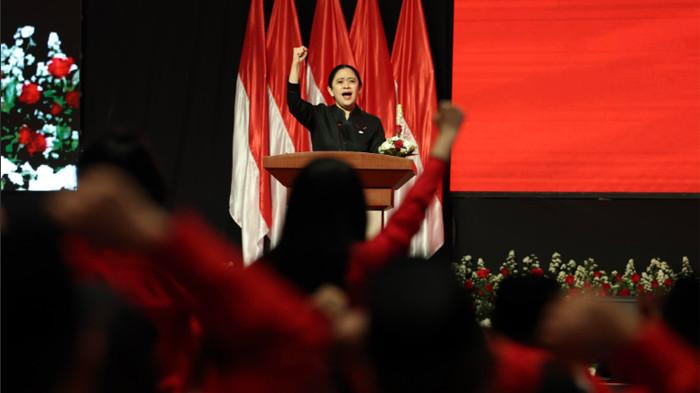 BIMTEK PDIP - Ketua DPR RI sekaligus Ketua DPP PDI Perjuangan (PDIP) bidang Politik, Puan Maharani menutup acara Pembekalan Anggota DPR RI hingga DPRD Provinsi dan Kabupaten/Kota fraksi PDIP dari seluruh Indonesia yang diadakan di Bali, Kamis (30/7/2025) malam.