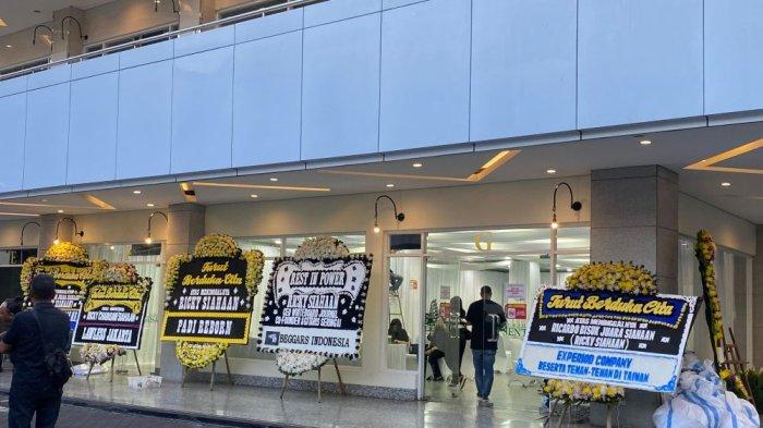 RICKY SERINGAI MENINGGAL - Suasana Rumah Duka Sentosa, RSPAD, Gatot Subroto tempat disemayamkannya jenazah Ricky Seringai, Kamis (24/4/2025). (Tribunnews.com/Fauzi Alamsyah).