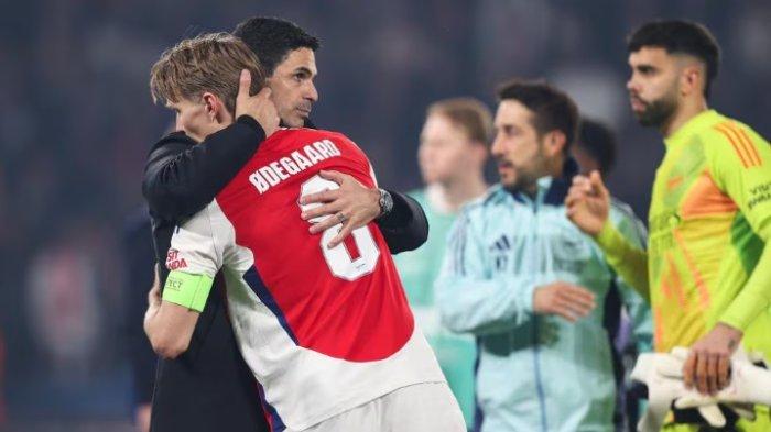 REAKSI ARTETA - Reaksi pelatih Arsenal, Mikel Arteta (kiri) setelah Arsenal ditaklukkan PSG pada leg kedua semifinal Liga Champions di Parc des Princes, pada Kamis (8/5/2025) dini hari WIB. Arsenal takluk dengan skor 1-2. (Laman resmi UEFA).
