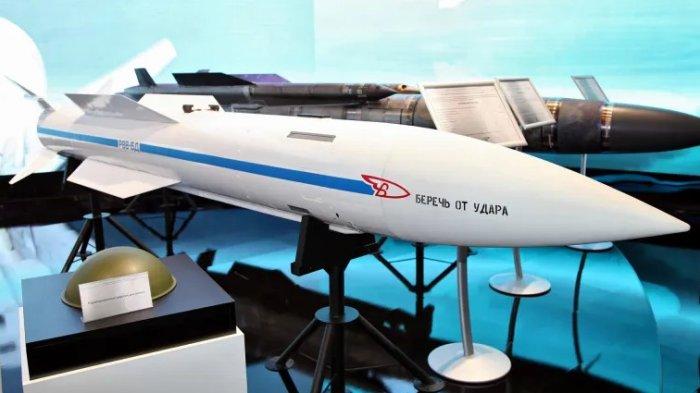 Rudal Rusia R-37