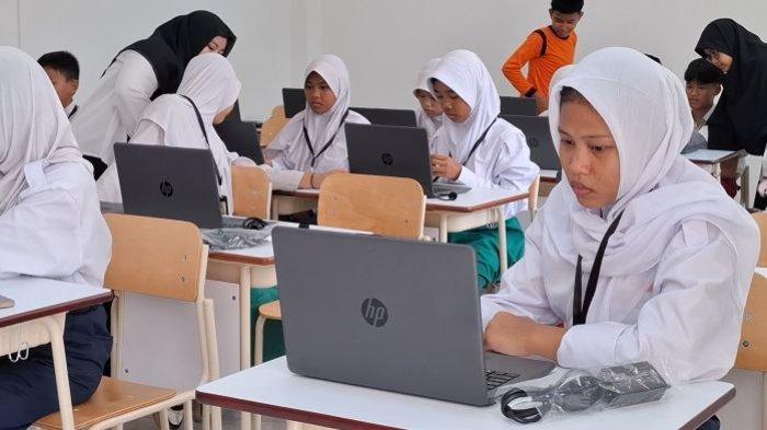 SEKOLAH RAKYAT - Suasana uji coba Sekolah Rakyat di Sentra Handayani, Jakarta Timur, Kamis (10/7/2025). (Fahdi Fahlevi)