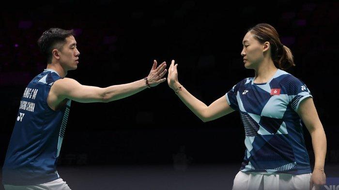 TANG/TSE SELEBRASI - Ganda campuran Hong Kong, Tang Chun Man/Tse Ying Suet perempat final Badminton Asia Championships 2025 di Ningbo, China, pada 11 April 2025. (Foto: Badminton Asia)