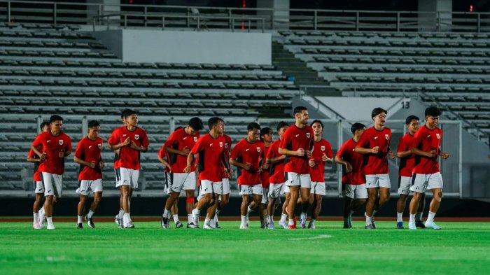 LATIHAN TIMNAS U23 - Para pemain Timnas U23 Indonesia melakukan latihan menjelang pertandingan melawan Brunei Darussalam di fase grup A Piala AFF U23 2025, Senin (14/7/2025). (Website ASEAN UTD - 15/7/2025)