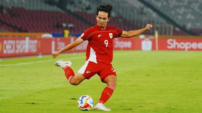 AKSI PEMAIN PERSITA - Pemain Persita Tangerang, Yardan Yafi, ketika memperkuat Timnas Indonesia U23 menghadapi Brunei Darussalam dalam laga grup A Piala AFF U23 2025 di Stadion Utama Gelora Bung Karno, 15 Juli 2025. (Instagram Persita - 25/7/2025)