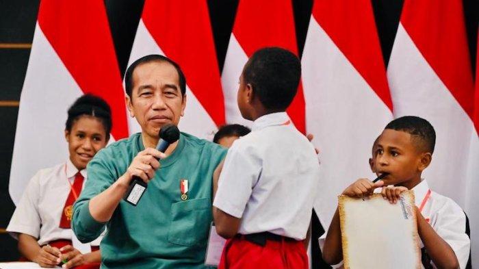 Saat Jokowi Kagum Sama Anak-Anak Papua yang Jago Matematika
