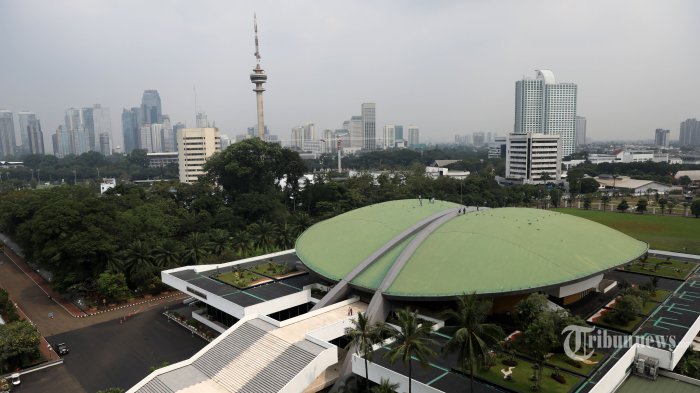 Gedung Kura-kura di Kompleks Parlemen, Senayan, Jakarta.
