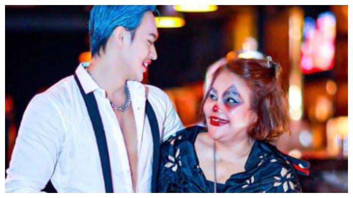 Potret Eva Manurung dengan pacar brondongnya yakni aktor Jordan Ali, mereka terpaut usia hingga 23 tahun.